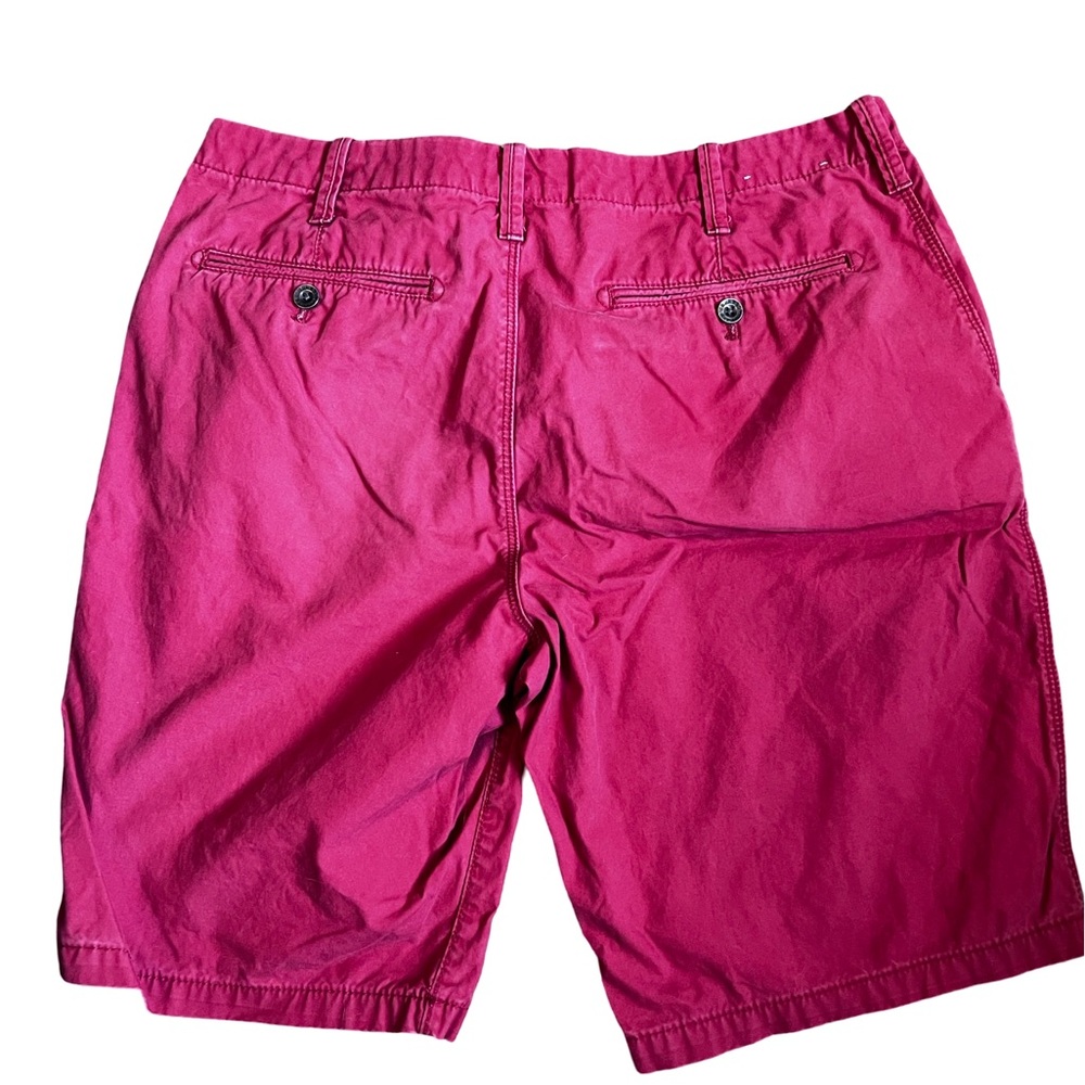 Express Shorts - 32 - Picture 2 of 5